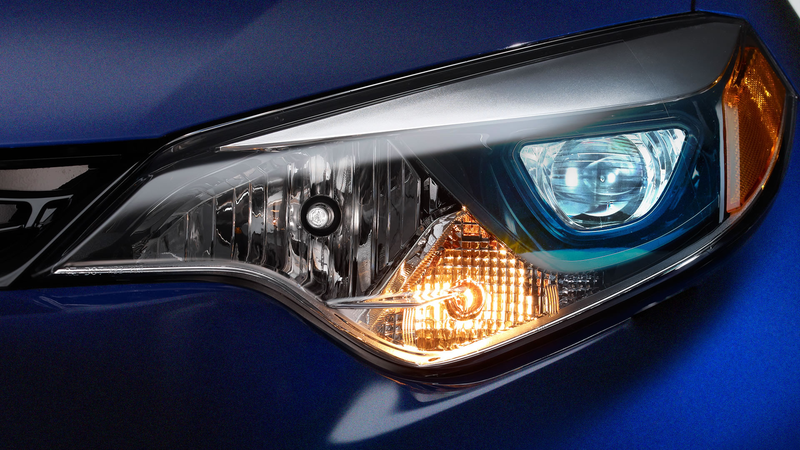 Illustration for article titled Surprising Fact (Toyota Corolla vs. Mercedes-Benz GL450 Edition)